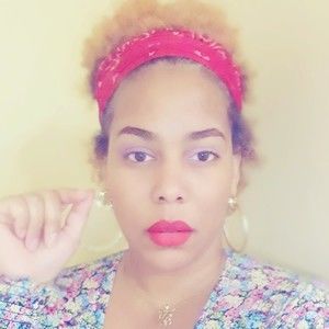 Meet your Posher, Asha